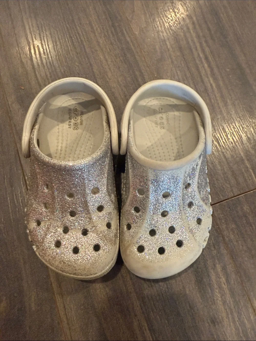 CROCS Kids Glitter Clogs - Silver Glitter size C9 7:21